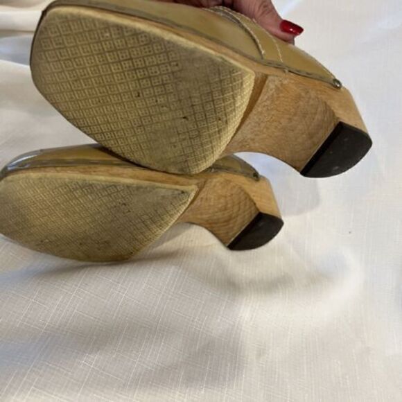 Scholls Women's Throwback Tan Leather Clog Size 5 looks like danish clogs - Picture 8 of 10